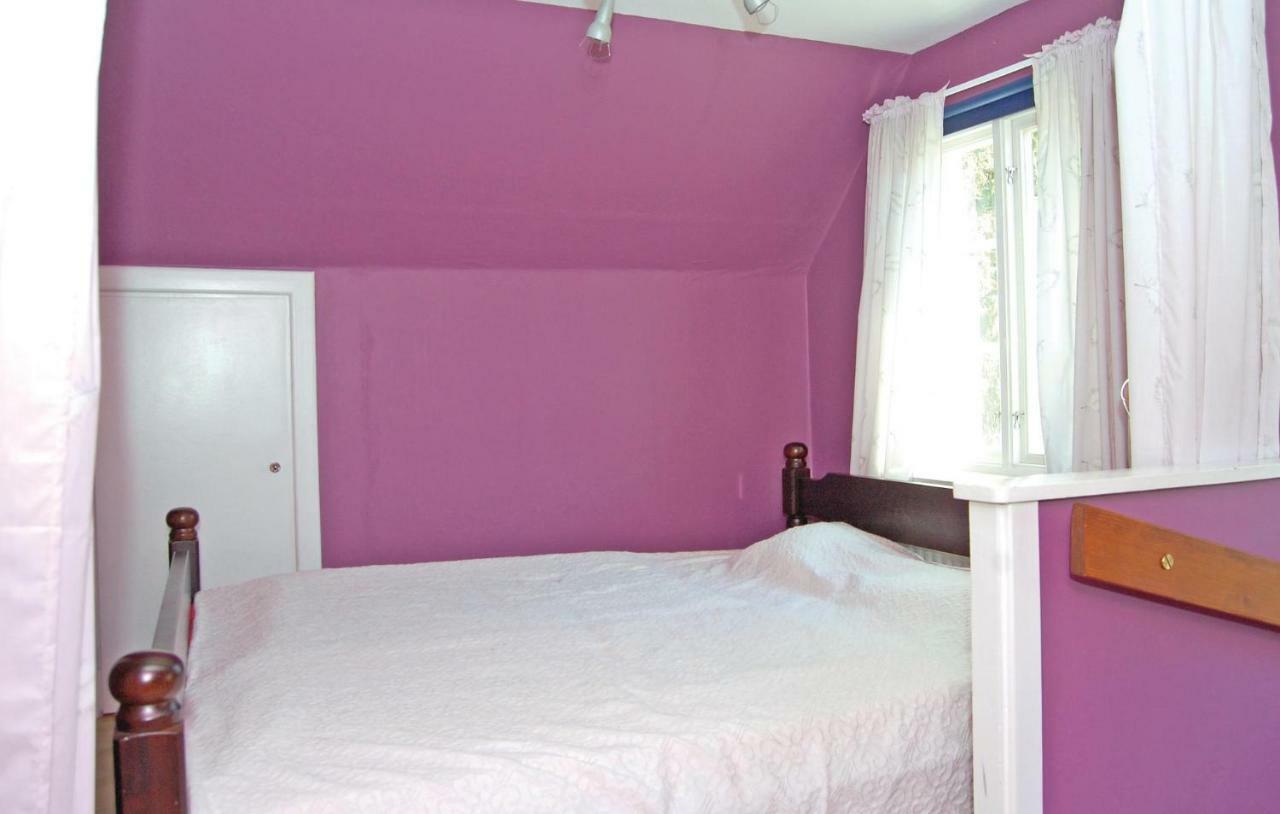 3 Bedroom Amazing Home In Lnsboda Falsehult ภายนอก รูปภาพ